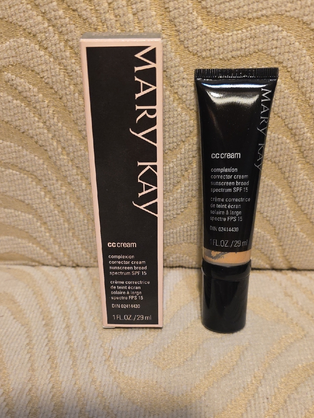 Mary Kay CC Cream — Color Light to Medium